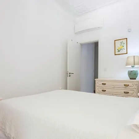Apartmán Near The River 3 Bedrooms Flat, With Ac For 9 Lisboa