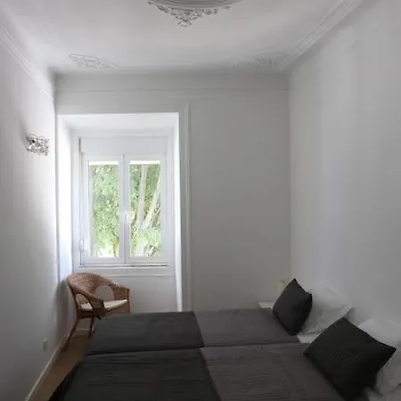 Near The River 3 Bedrooms Flat, With Ac For 9 Apartment *