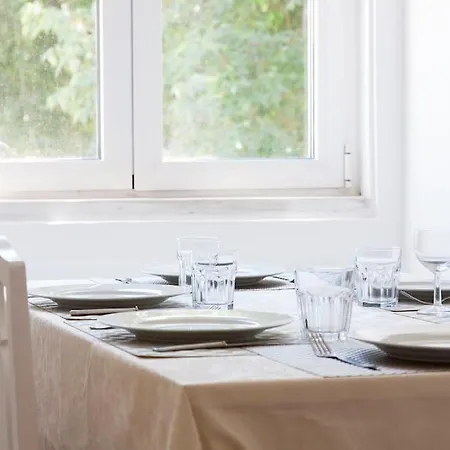 Near The River 3 Bedrooms Flat, With Ac For 9 * ליסבון