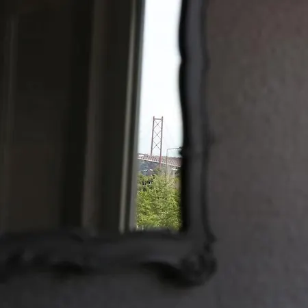 Near The River 3 Bedrooms Flat, With Ac For 9 Apartment Lisbon