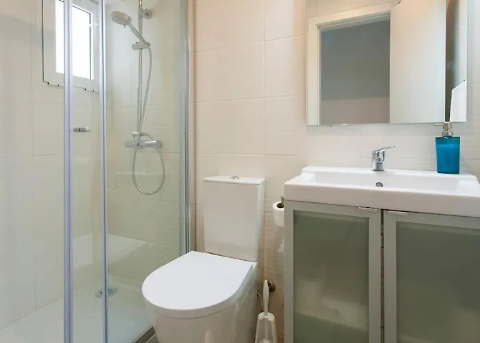 Near The River 3 Bedrooms Flat, With Ac For 9 * Lisboa