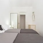 Near The River 3 Bedrooms Flat, With Ac For 9 * Lisboa